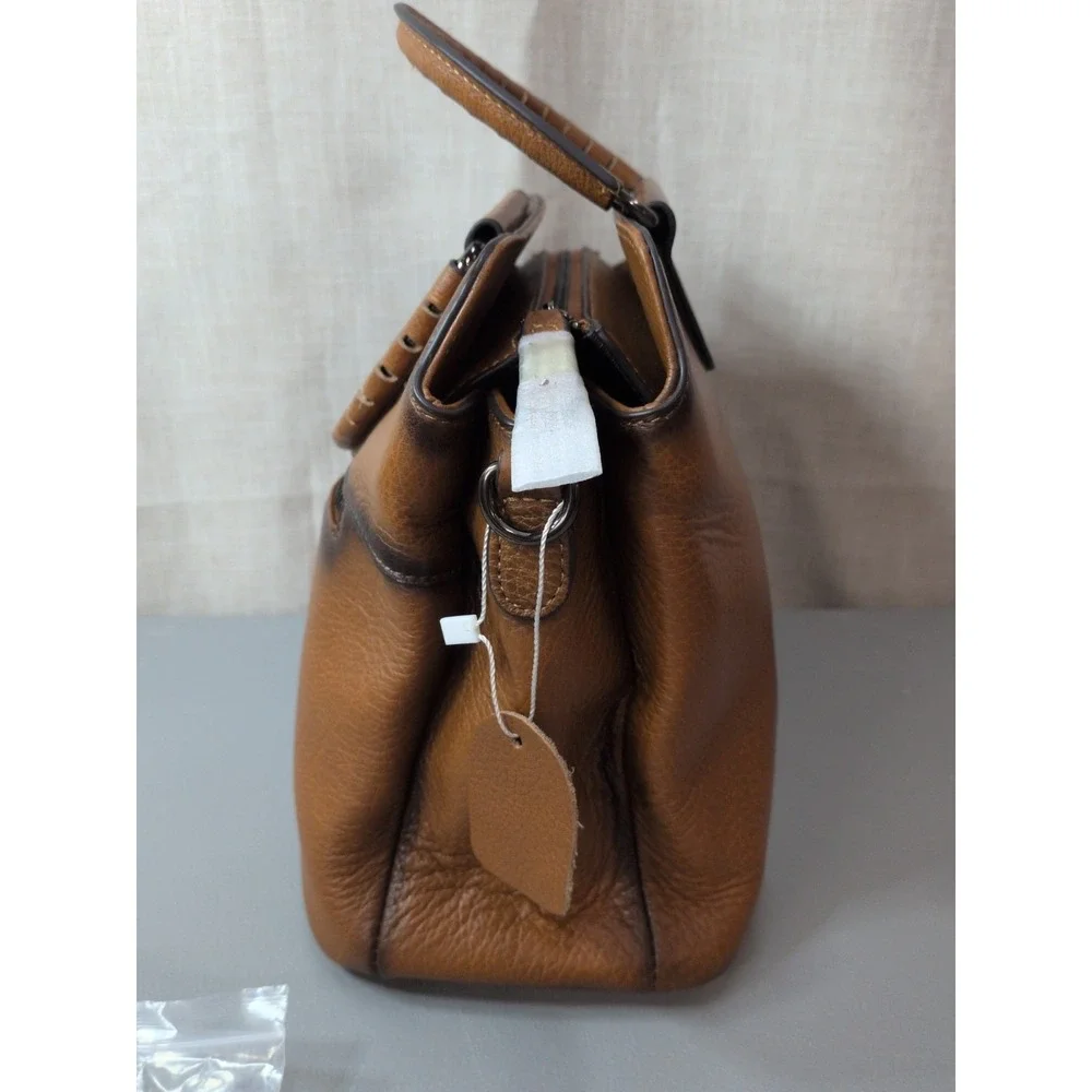 Leather Purse With Medallion Design NEW With Crossbody Strap